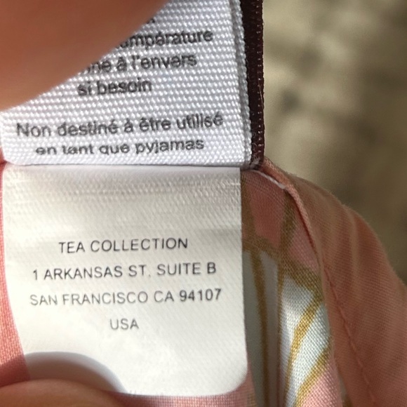 Tea Collection peach print wrap dress. Cap flutter sleeve, bottom ruffle. Size 6 - Picture 8 of 10